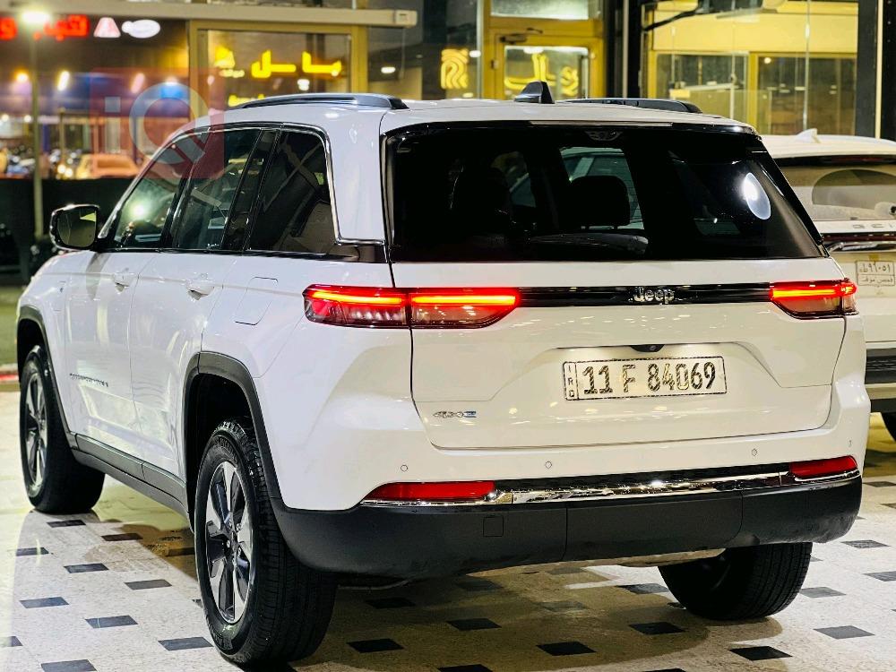 جيب جراند شيروكي